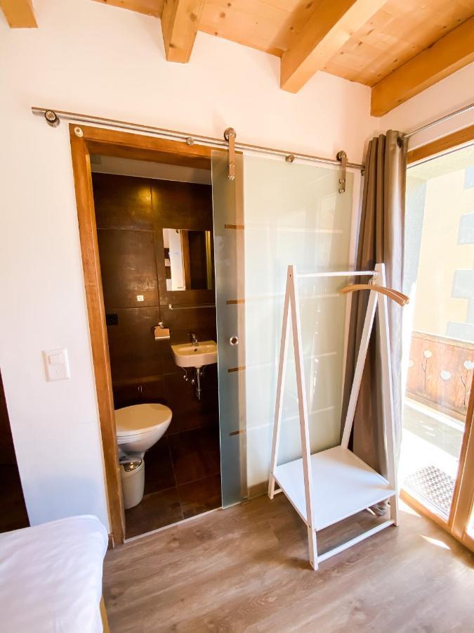 La Baraka Hostel Бань Экстерьер фото