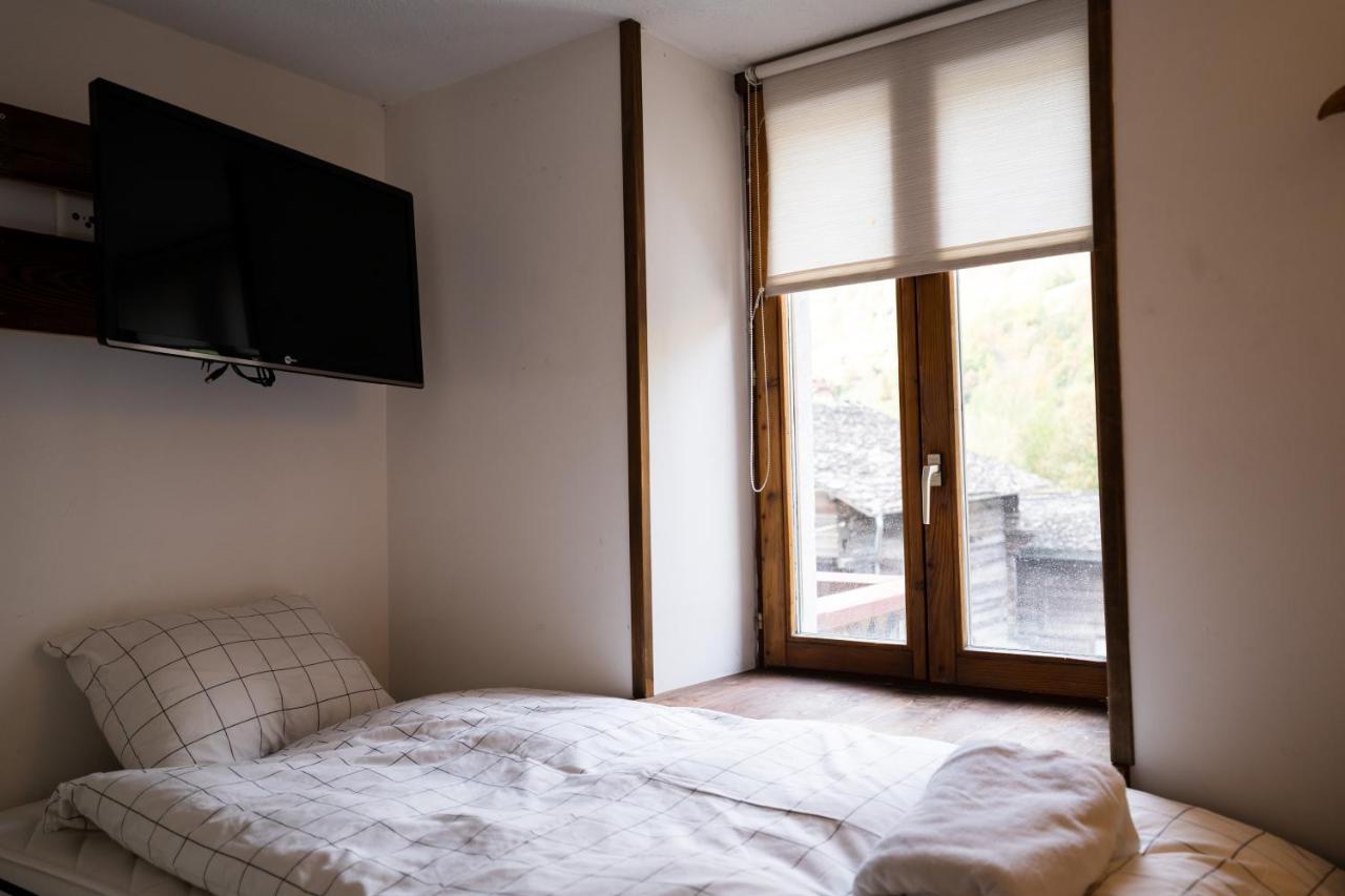 La Baraka Hostel Бань Экстерьер фото